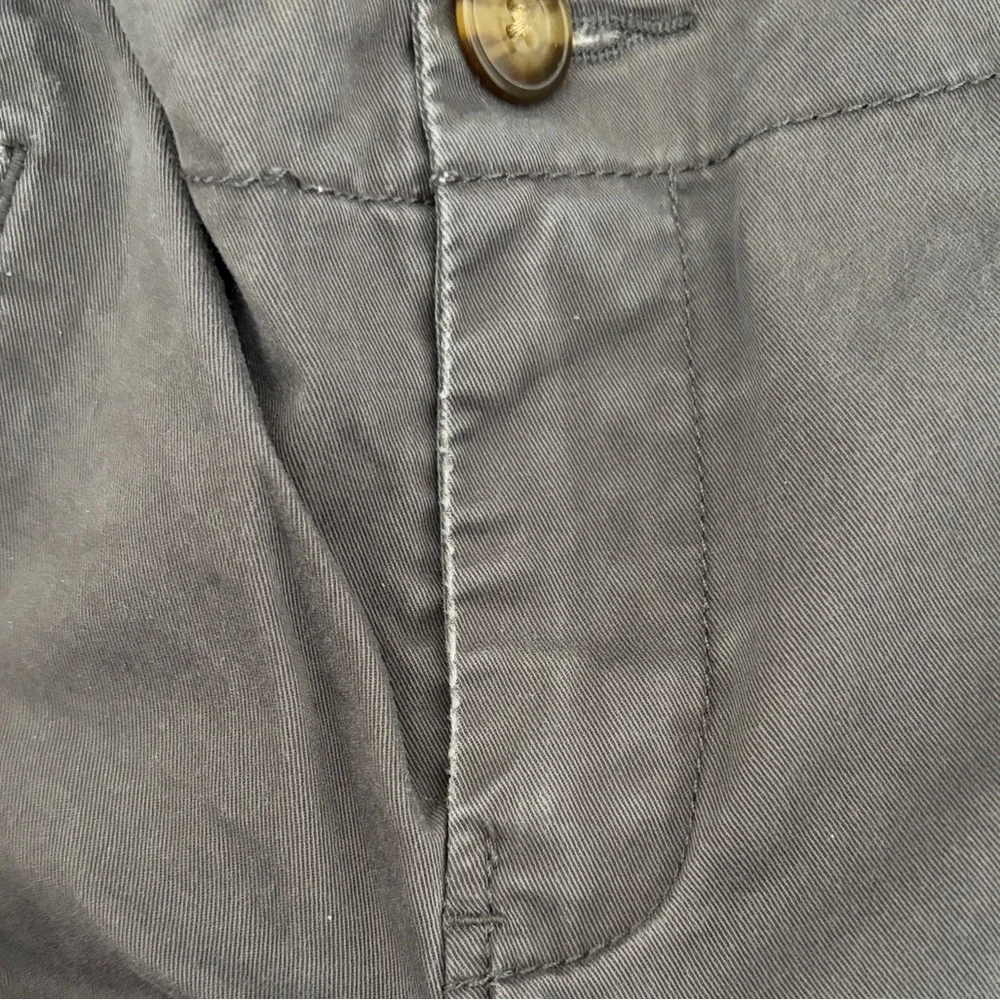 Old Navy Women's Charcoal Flare Jeans - Picture 7 of 8